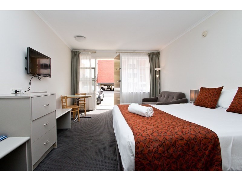 15/18 Moseley Street, Glenelg SA 5045