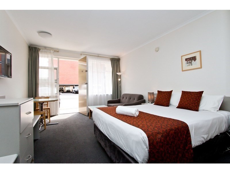 15/18 Moseley Street, Glenelg SA 5045