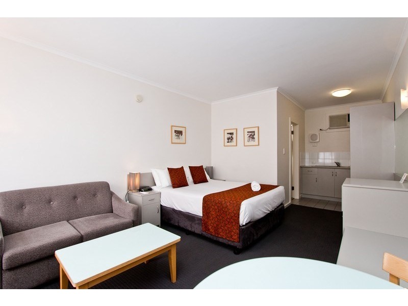 15/18 Moseley Street, Glenelg SA 5045