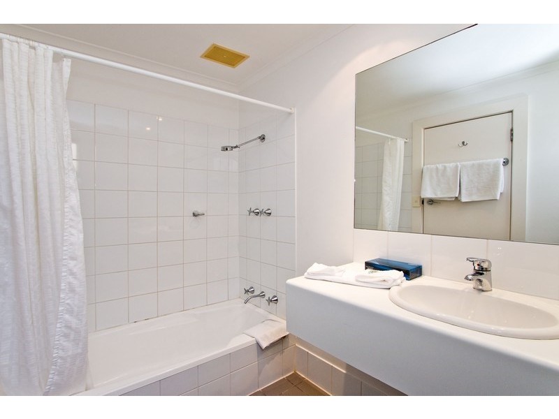 15/18 Moseley Street, Glenelg SA 5045