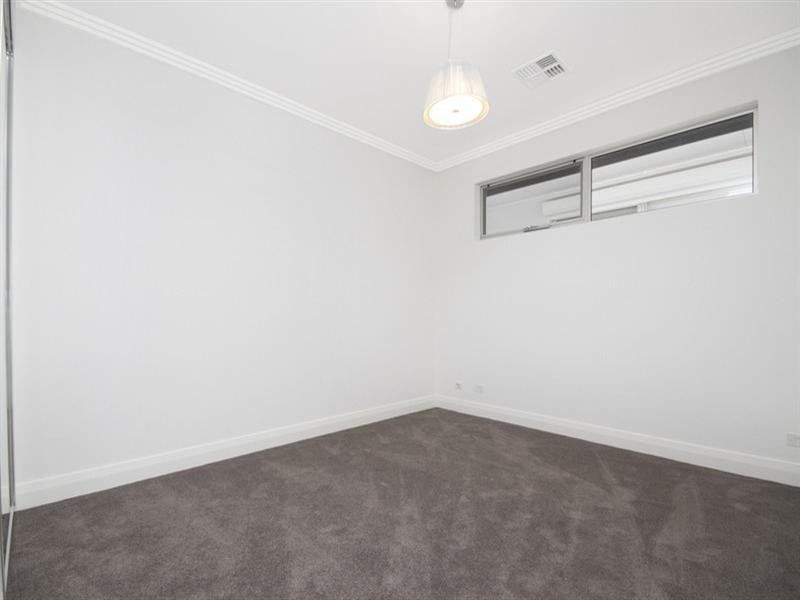 4 Porter Crescent, Fulham Gardens SA 5024
