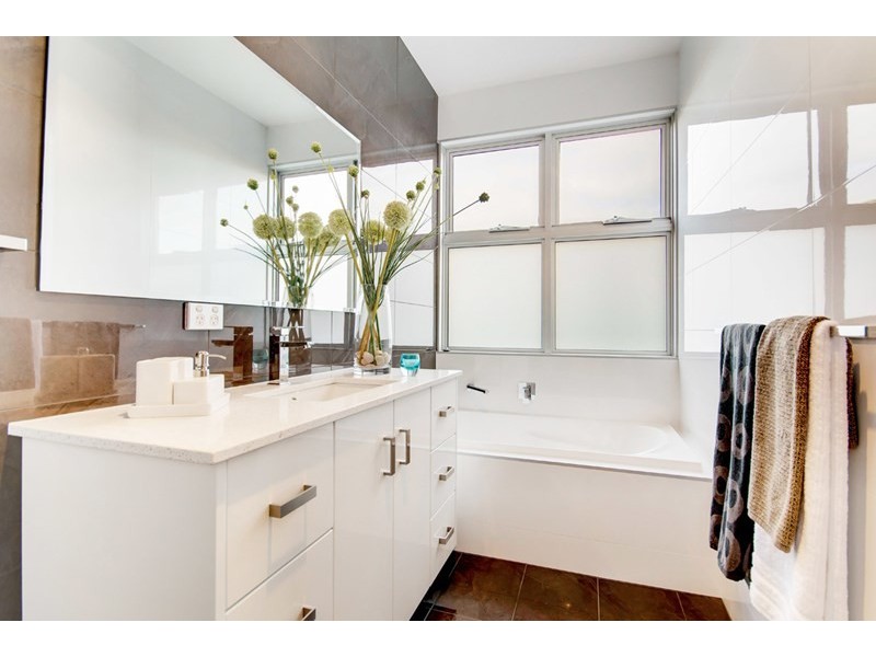 56 Riverside Drive, Fulham SA 5024