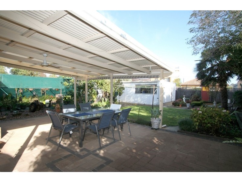 8 Lysle Street, Brooklyn Park SA 5032