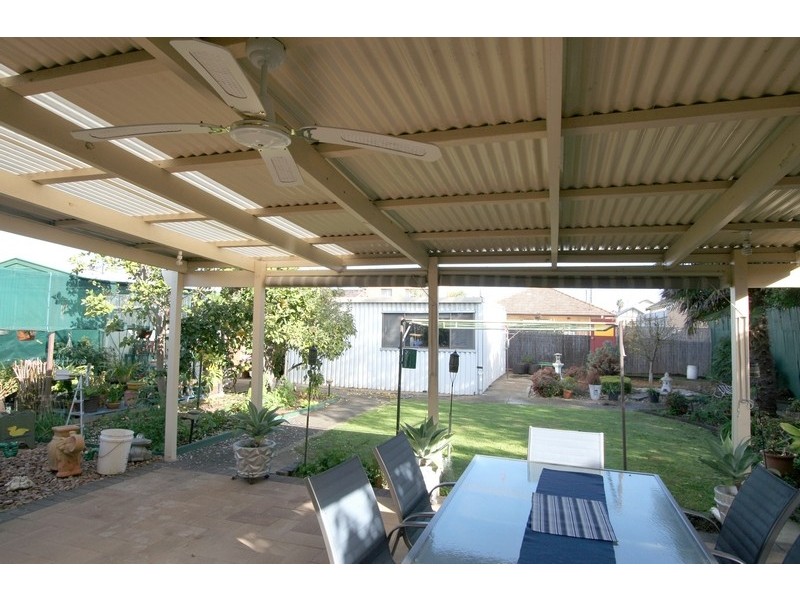 8 Lysle Street, Brooklyn Park SA 5032