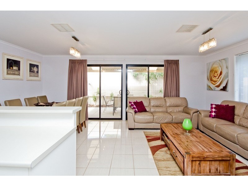 1104A Old Port Road, Hendon SA 5014