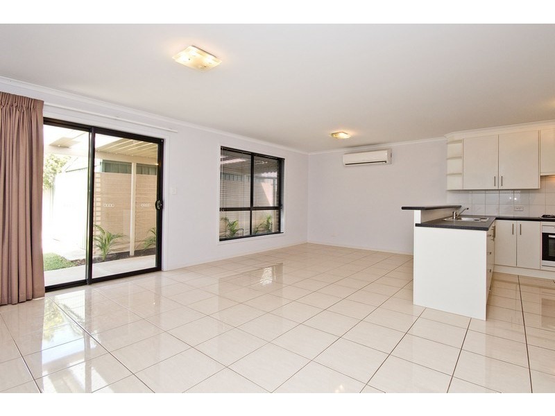 1104A Old Port Road, Hendon SA 5014