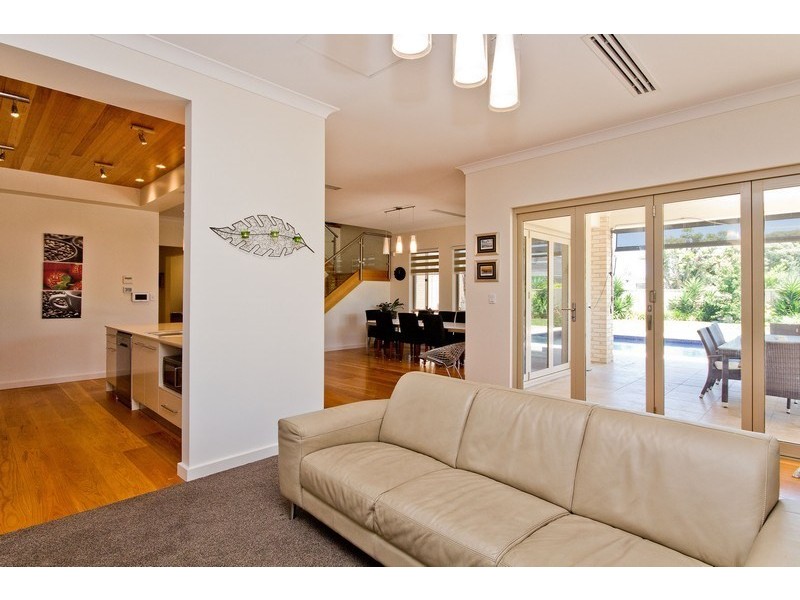 14 Fletcher Road, Henley Beach South SA 5022