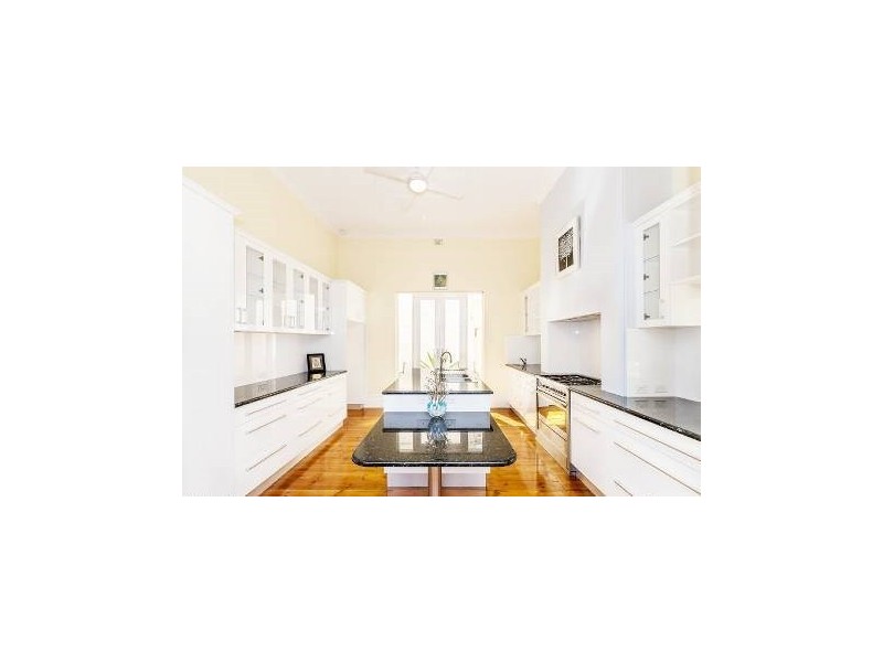 245 The Esplanade, Henley Beach SA 5022
