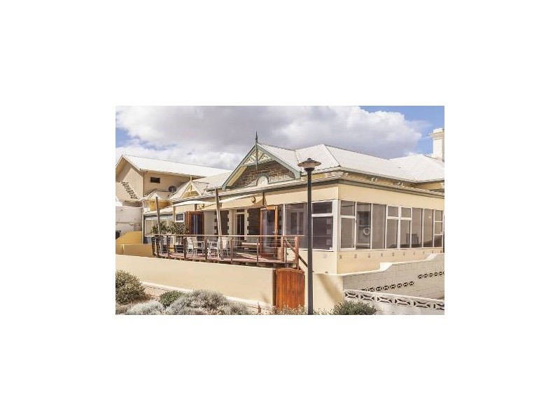 245 The Esplanade, Henley Beach SA 5022