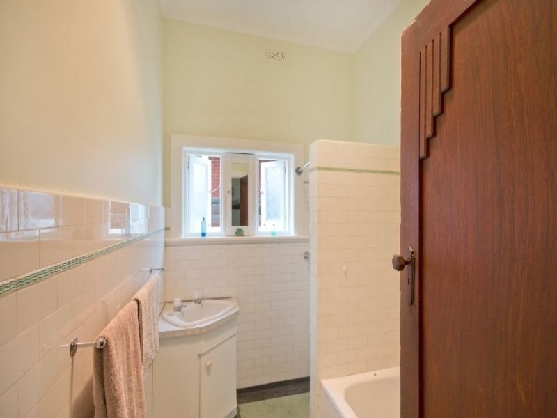 132 East Terrace, Henley Beach SA 5022