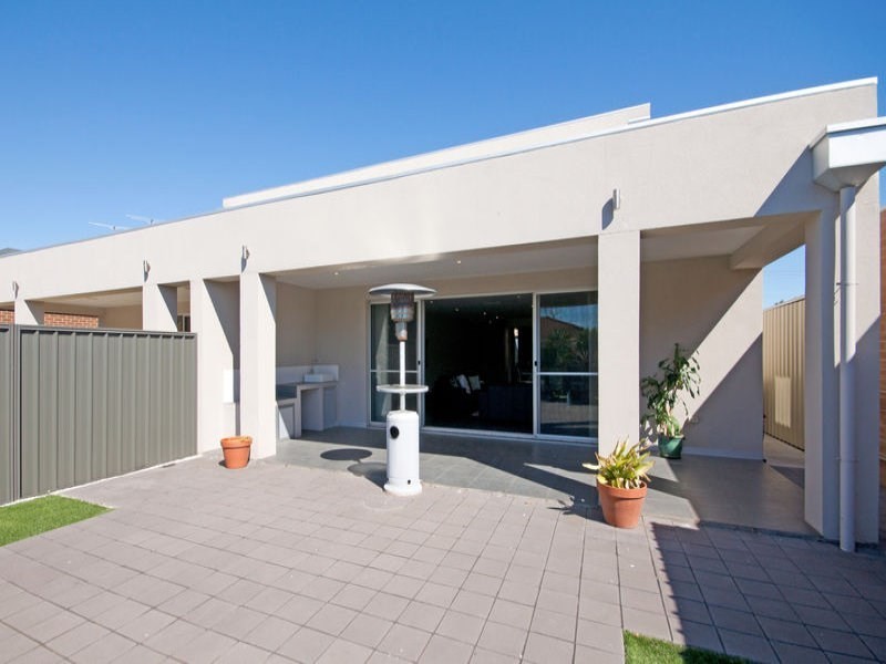 8A Harrow Road, Kidman Park SA 5025