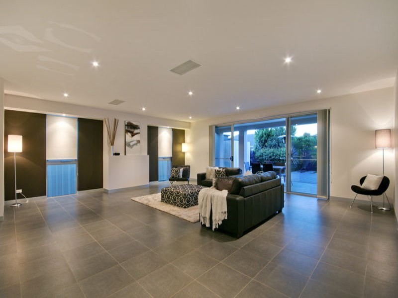 8A Harrow Road, Kidman Park SA 5025