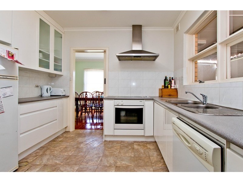 4/64 Henley Beach Road, Henley Beach SA 5022