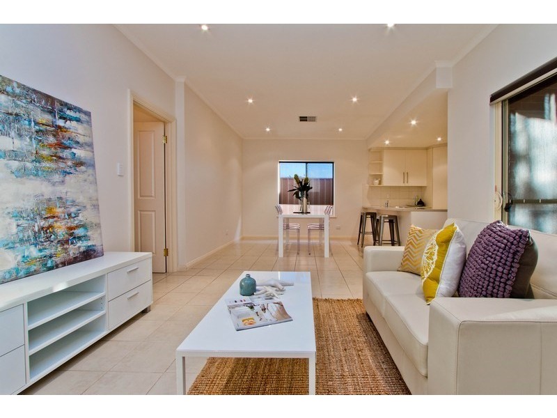 Res 2/38 Dampier Avenue, Flinders Park SA 5025