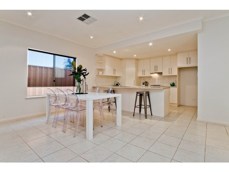 Res 2/38 Dampier Avenue, Flinders Park SA 5025