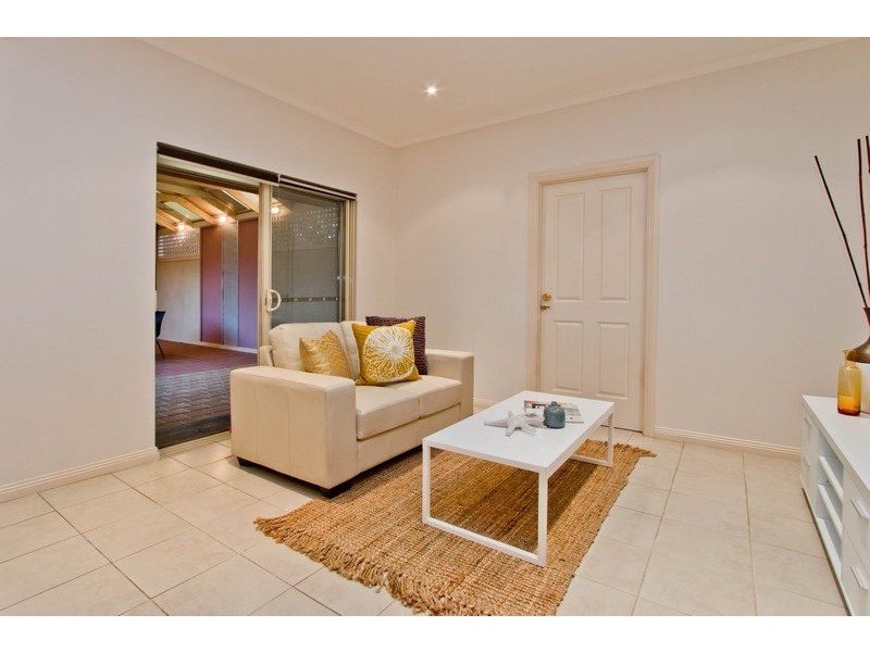 Res 2/38 Dampier Avenue, Flinders Park SA 5025