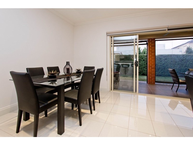 12 Lawrie Street, Henley Beach SA 5022