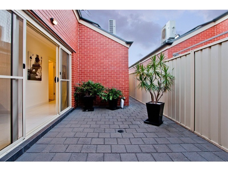 12 Lawrie Street, Henley Beach SA 5022