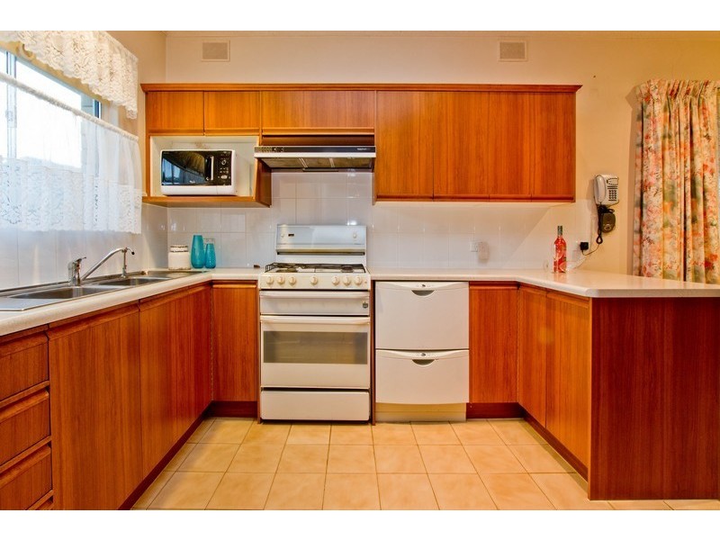 2 Artarki Avenue, Kidman Park SA 5025