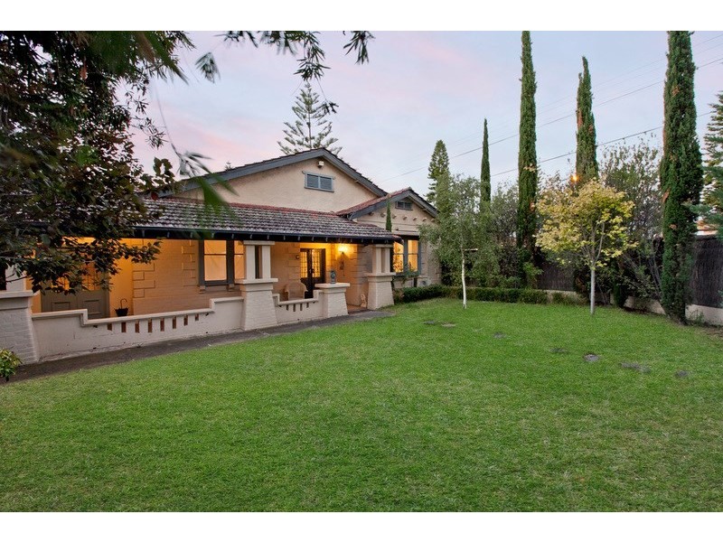 93 Broadway, Glenelg South SA 5045