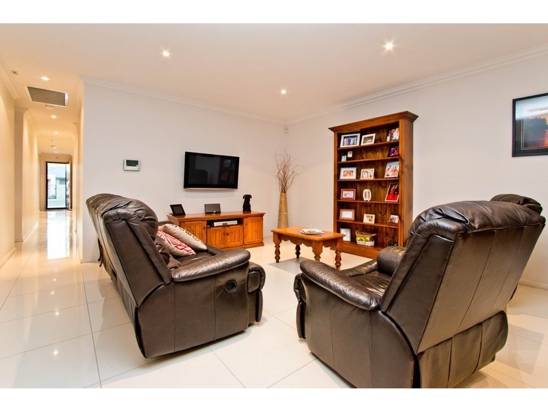 70 Fawnbrake Crescent, West Beach SA 5024