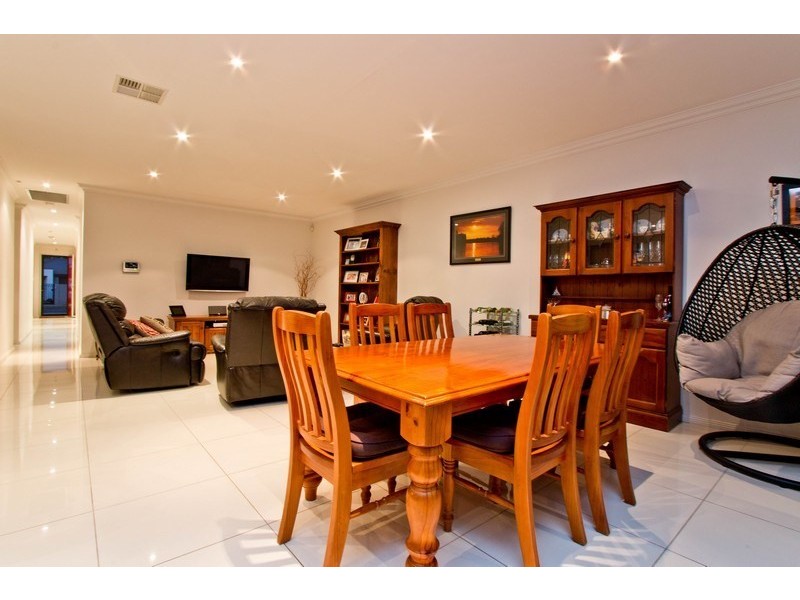 70 Fawnbrake Crescent, West Beach SA 5024
