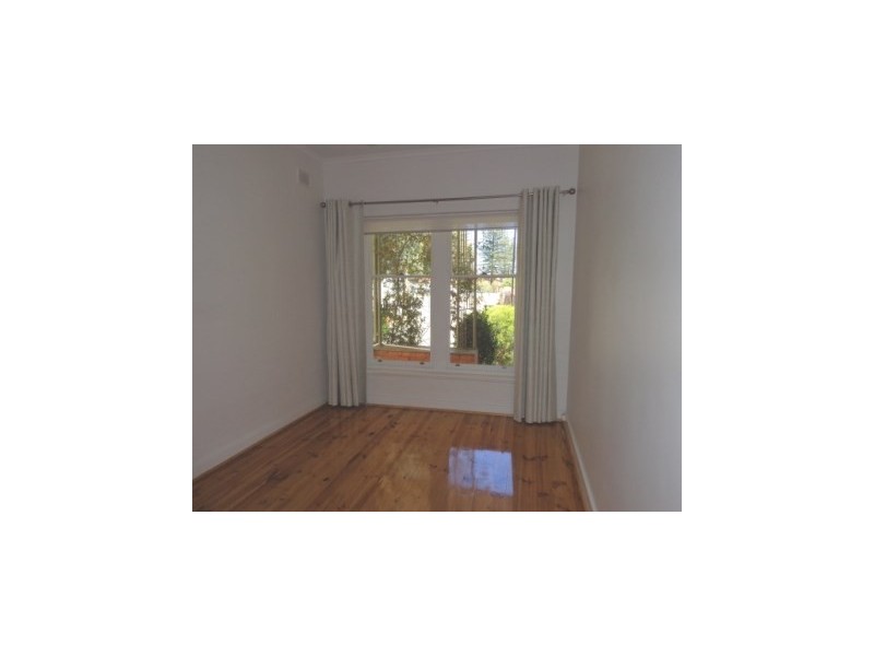 16 White Street, Henley Beach SA 5022