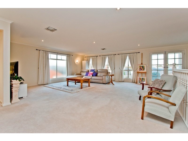 20 Stephen Terrace, Grange SA 5022