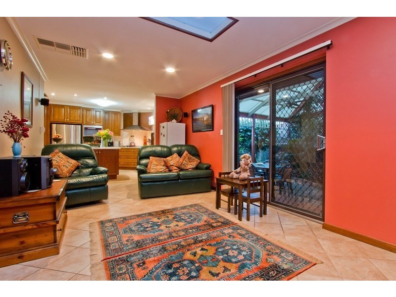 25 Glenwood Crescent, Kidman Park SA 5025