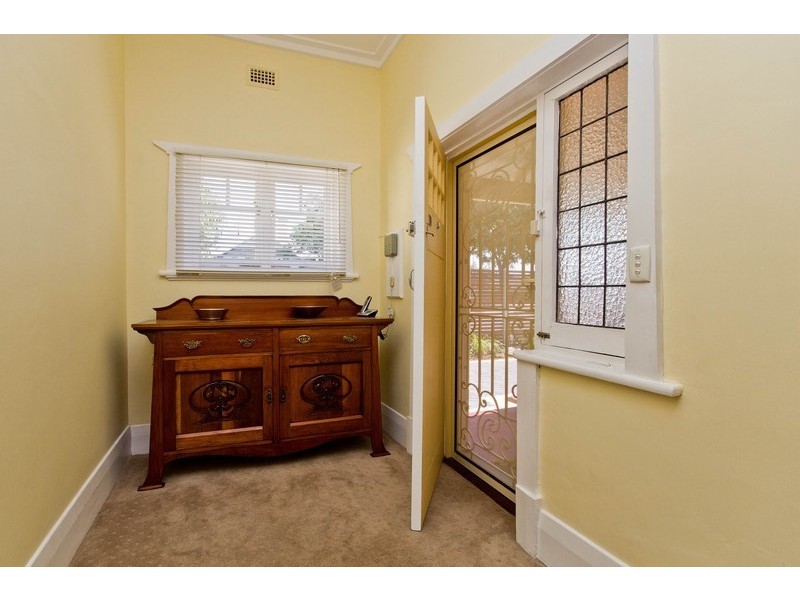 11 Rofe Court, Woodville Park SA 5011