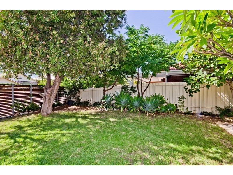 11 Rofe Court, Woodville Park SA 5011