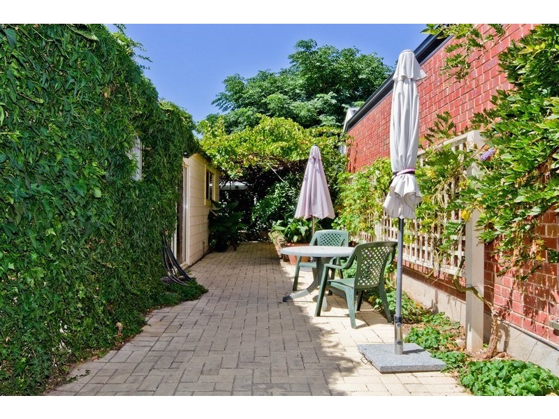 11 Rofe Court, Woodville Park SA 5011