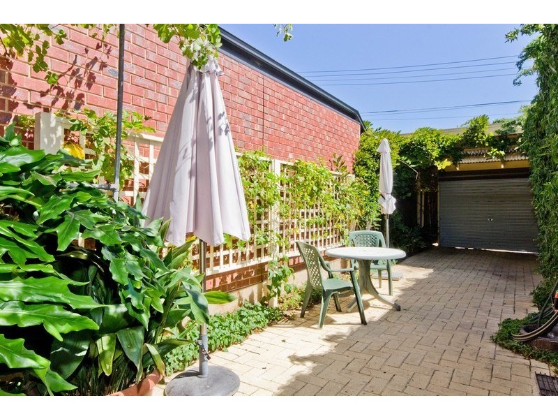 11 Rofe Court, Woodville Park SA 5011