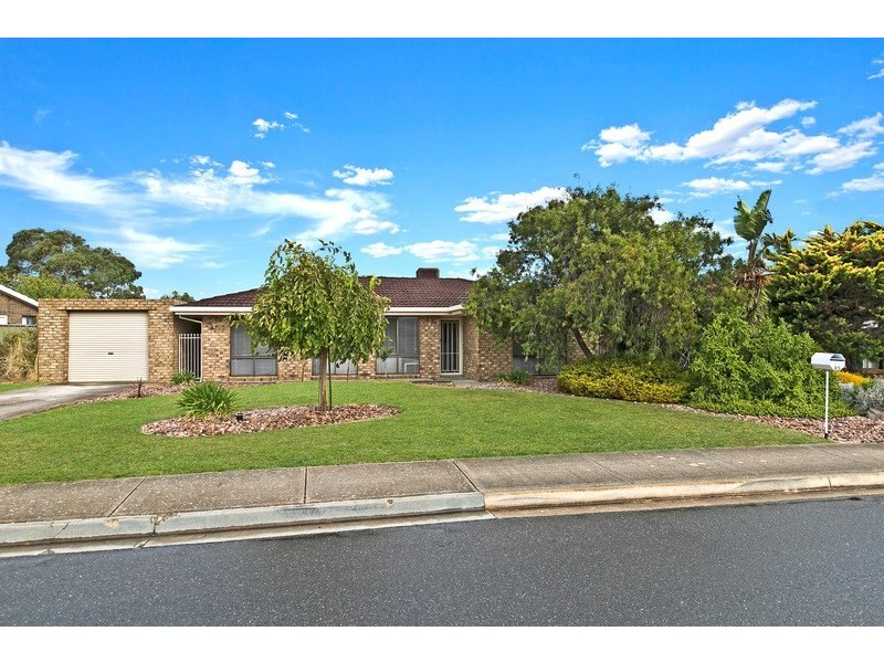 45 Neeangarra Crescent, Hallett Cove SA 5158