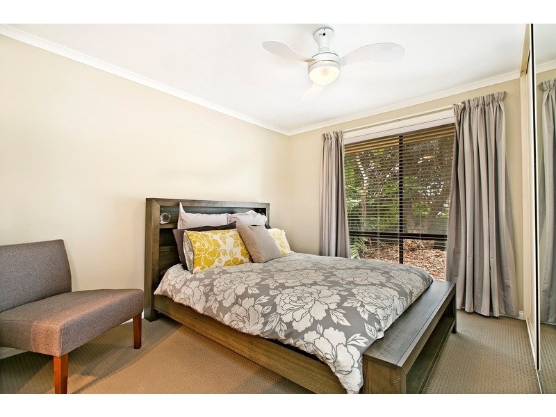 45 Neeangarra Crescent, Hallett Cove SA 5158