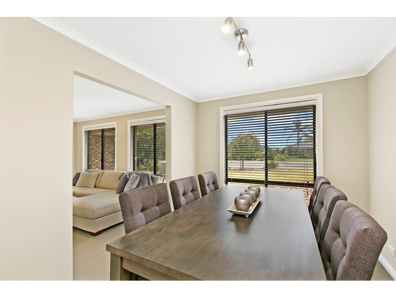 45 Neeangarra Crescent, Hallett Cove SA 5158