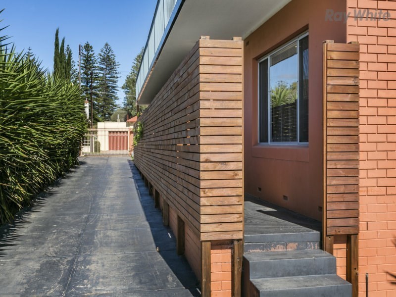 2/12 White Street, Henley Beach SA 5022