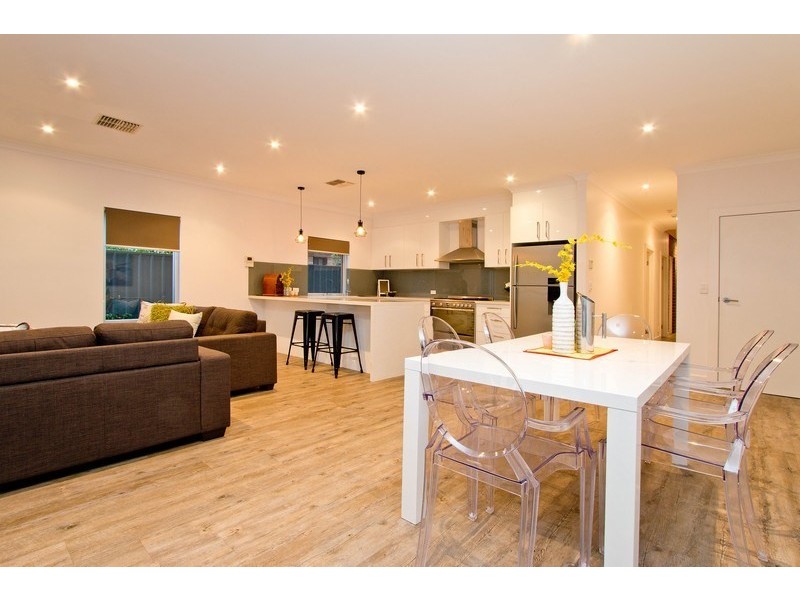 15 Hobart Road, Henley Beach South SA 5022