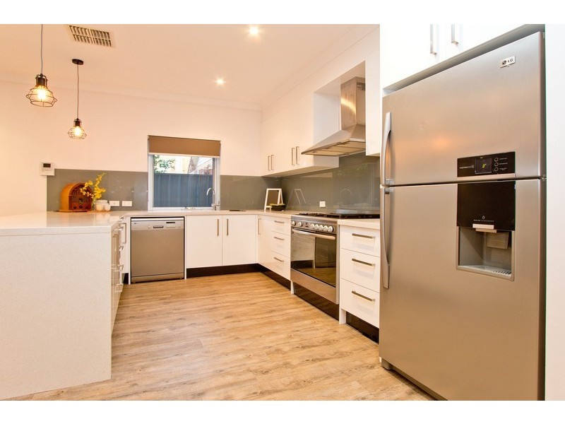 15 Hobart Road, Henley Beach South SA 5022