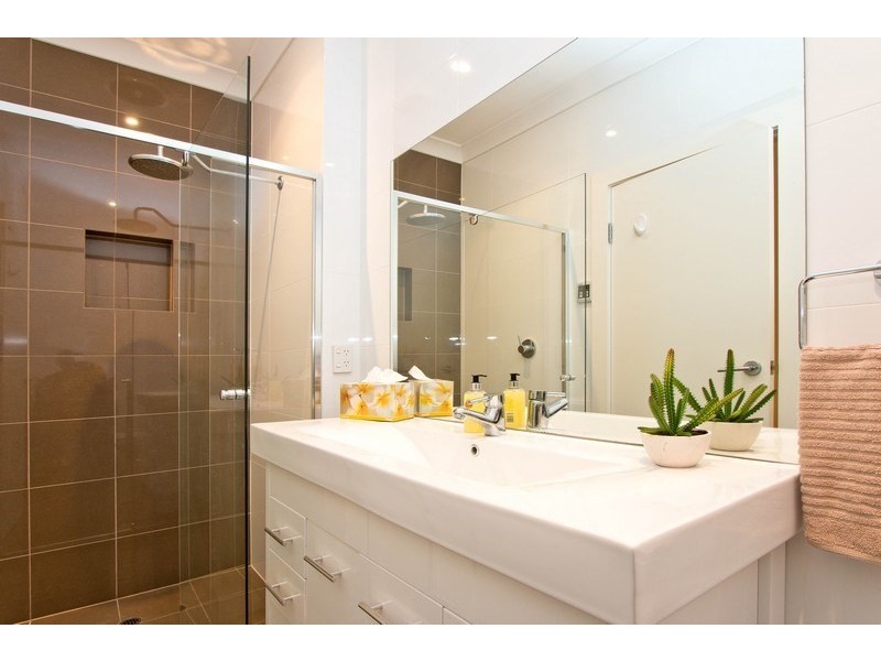 15 Hobart Road, Henley Beach South SA 5022