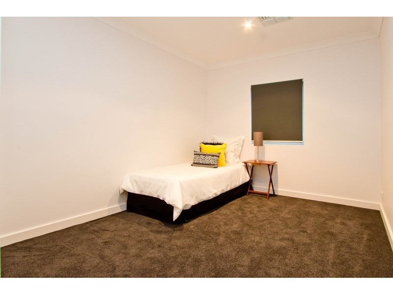 15 Hobart Road, Henley Beach South SA 5022