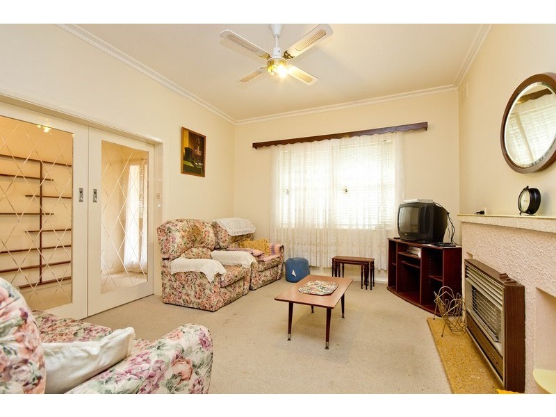 32 White Avenue, Lockleys SA 5032