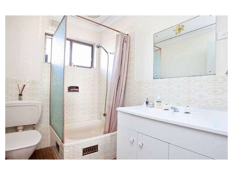 18/31 Brebner Drive, West Lakes SA 5021