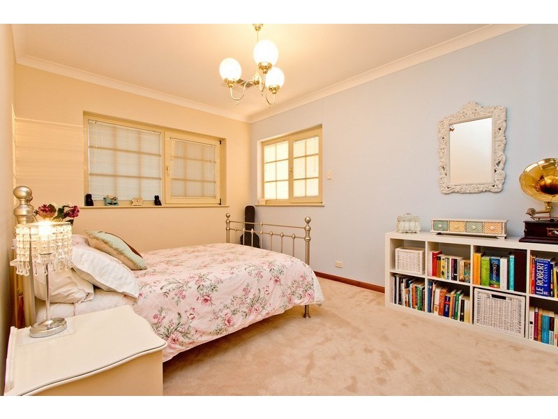 30 Davey Crescent, Seaview Downs SA 5049