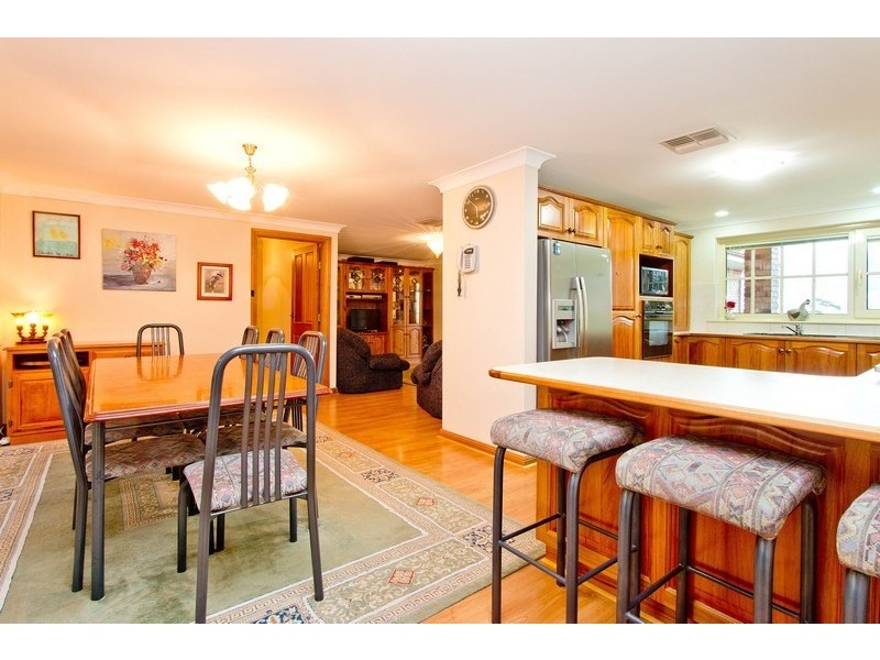 30 Davey Crescent, Seaview Downs SA 5049