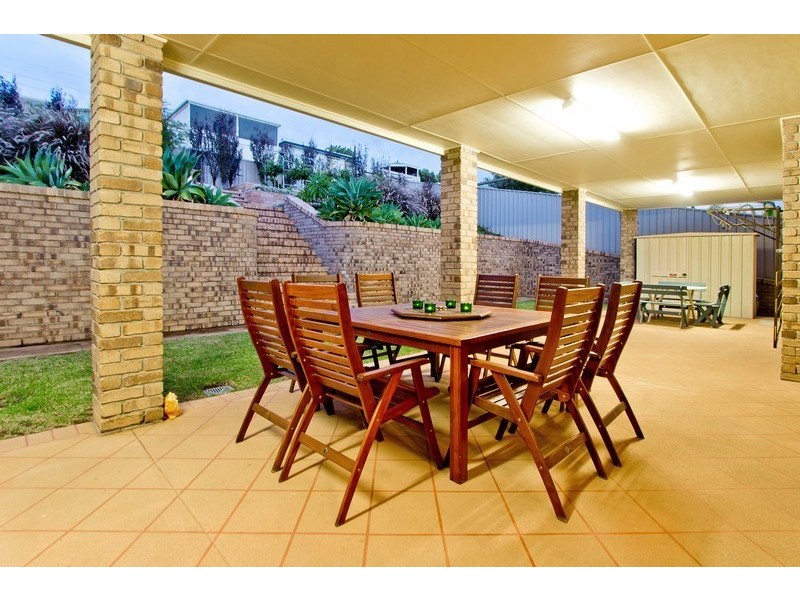 30 Davey Crescent, Seaview Downs SA 5049