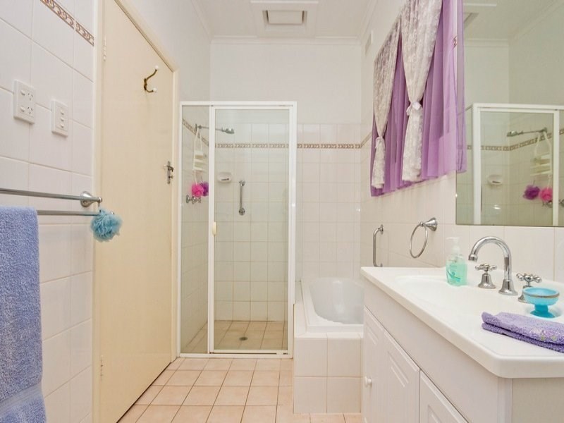 32 White Avenue, Lockleys SA 5032