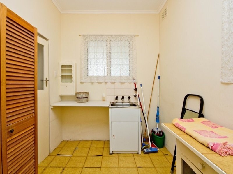 32 White Avenue, Lockleys SA 5032