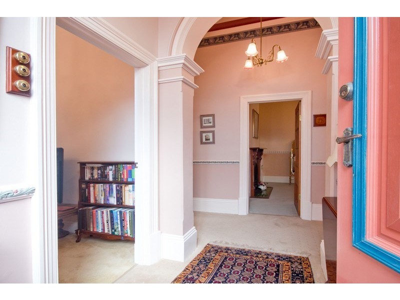 560 Seaview Road, Grange SA 5022