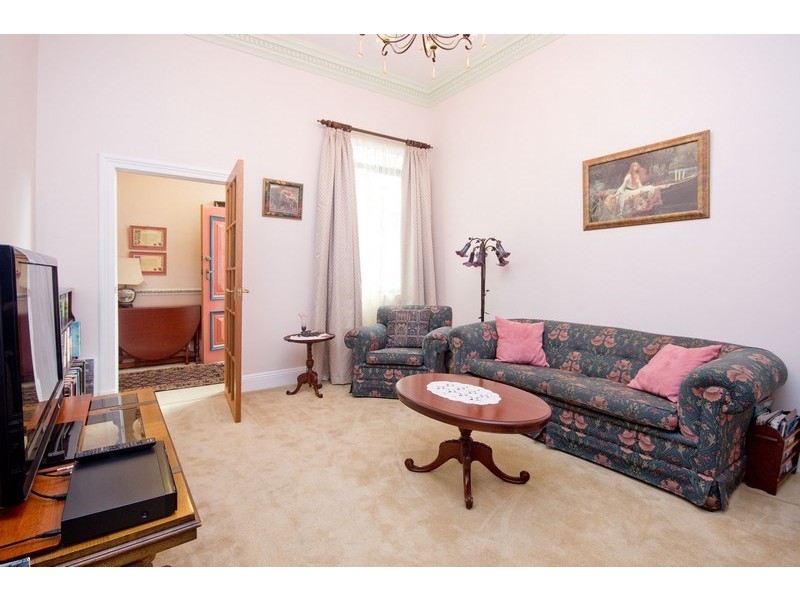 560 Seaview Road, Grange SA 5022